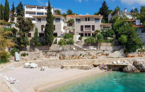 Awesome apartment in Primosten with WiFi and 2 Bedrooms